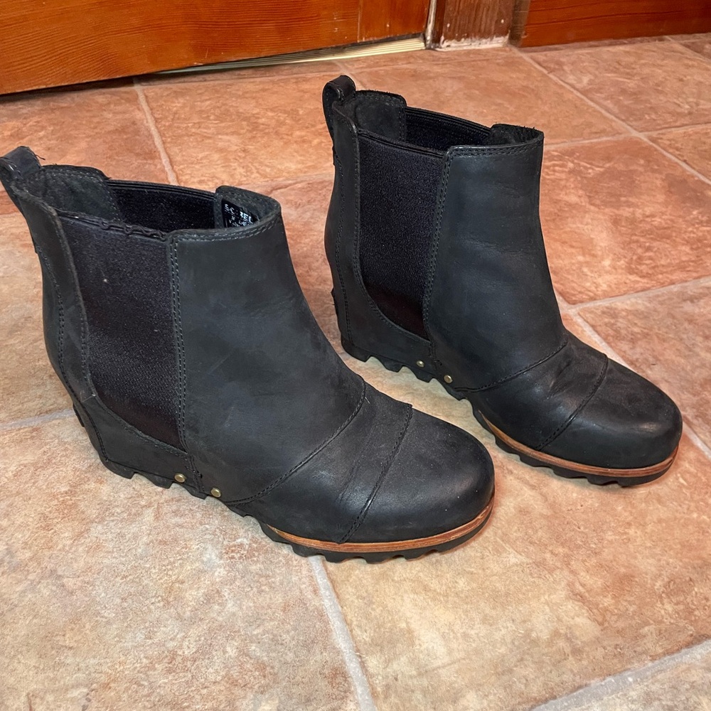 SOREL Joan of Arc Wedge Snow Boot - Picture 3 of 11